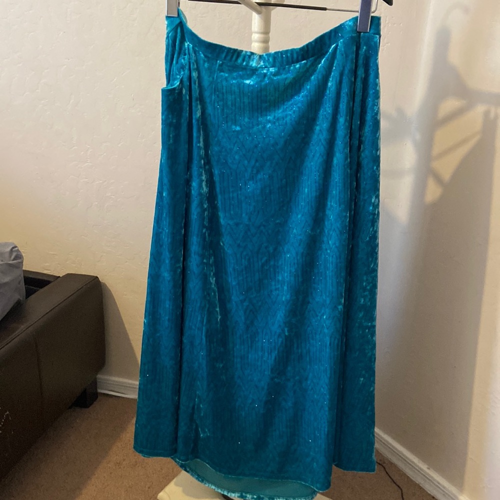 Brand New Lularoe Elegant Velvet Teal Skirt 2XL